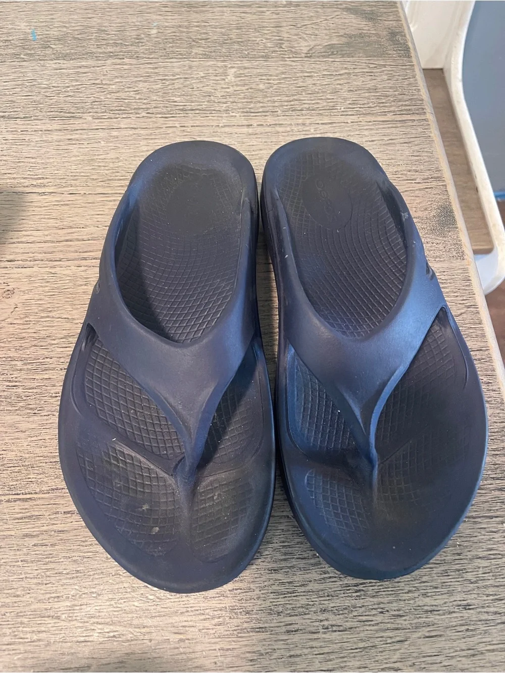 Oofos Unisex Ooriginal Sport Recovery Flip Flop Sandals M6/ W8 Blue Comfort